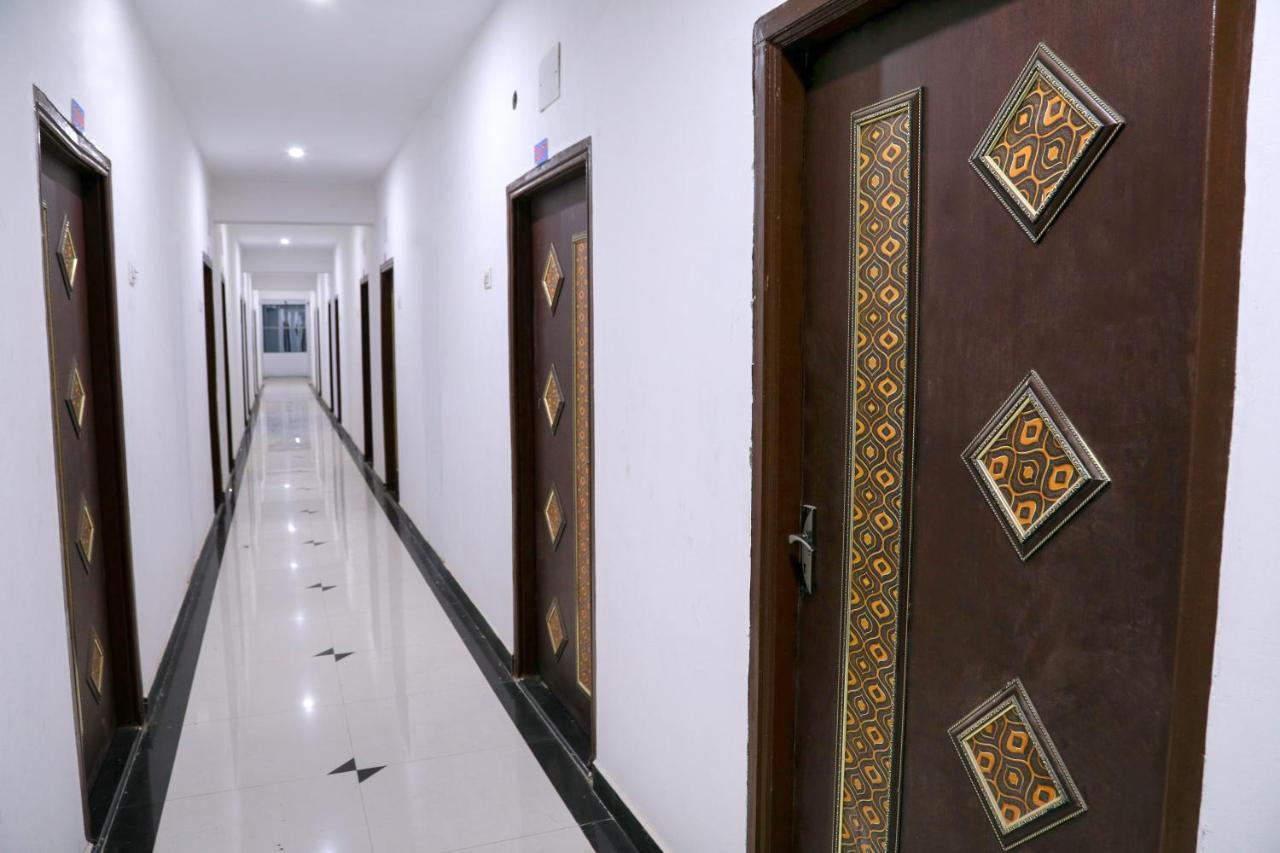 Hotel M.P Madurai Buitenkant foto