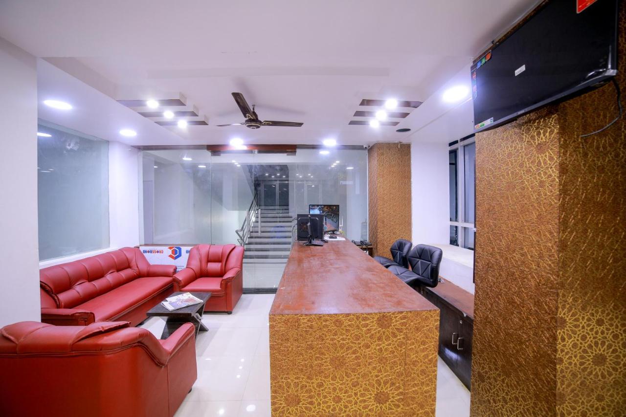 Hotel M.P Madurai Buitenkant foto